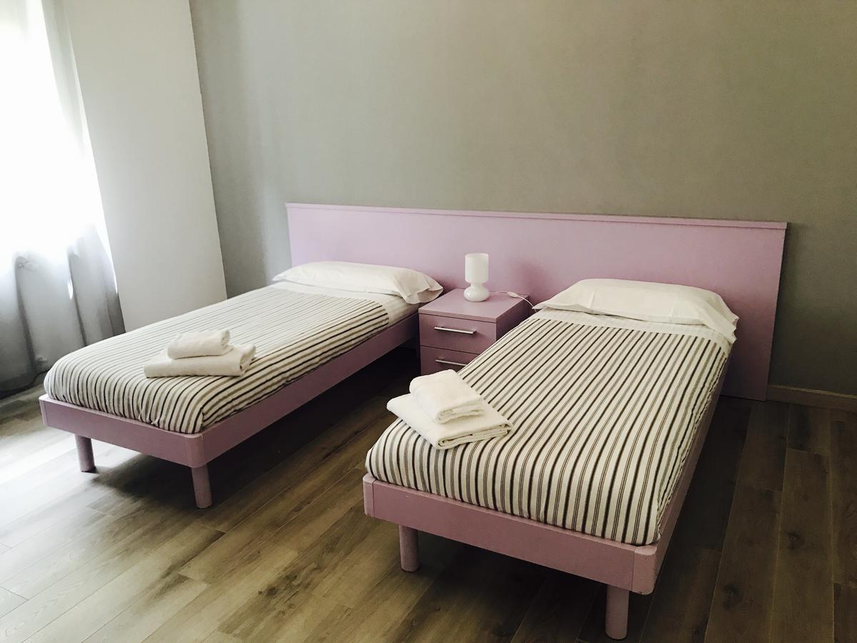 Simoni 10 Hotel Verona Bagian luar foto